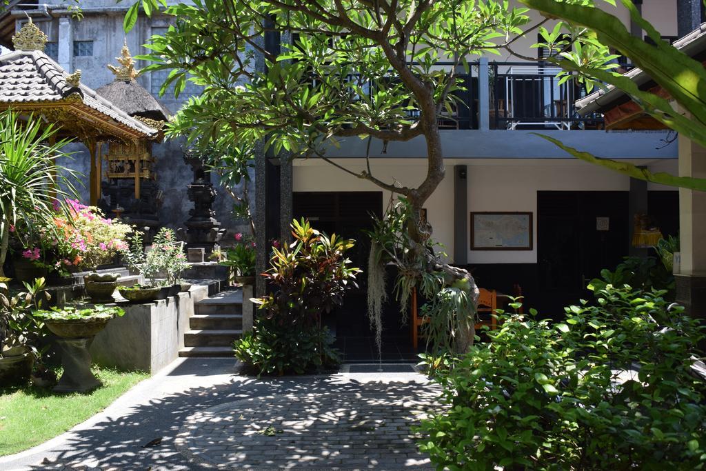 Tirta Yoga Inn Padang Bai Zimmer foto
